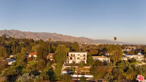 $2,988,000 | 105 Sequoia Drive, Pasadena, CA 91105