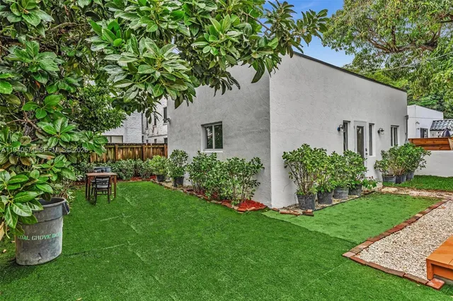 $1,949,000 | 1636 Southwest 9th Street, Miami, FL 33135