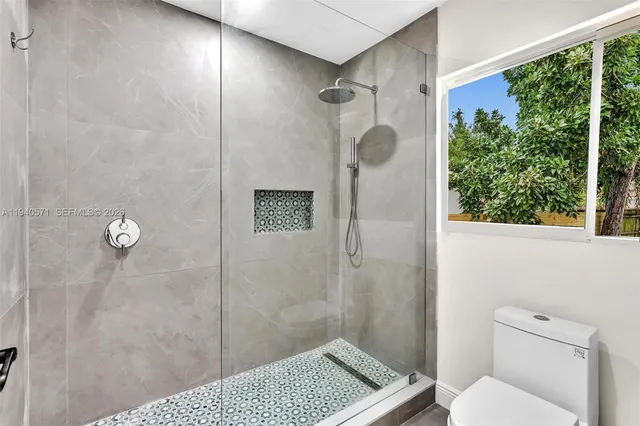 $1,949,000 | 1636 Southwest 9th Street, Miami, FL 33135