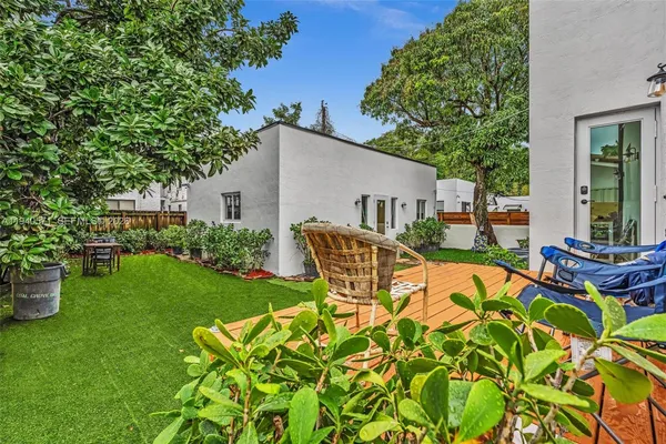 $1,899,000 | 1636 Southwest 9th Street, Miami, FL 33135