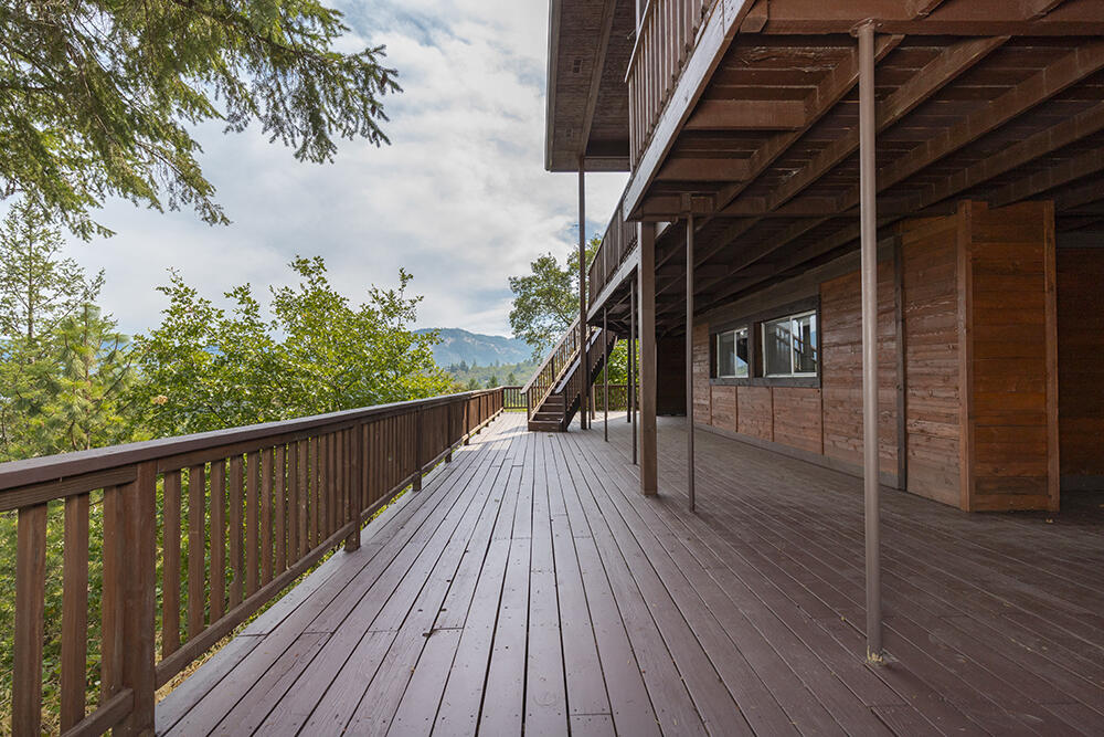 2931 Harbeck Road Grants Pass, OR 97527 - Photo 33 of 59 33