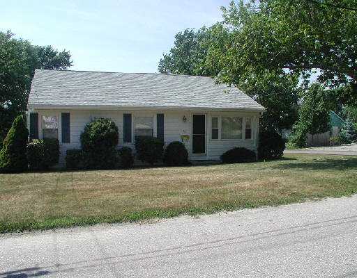 65 Bayberry Road Narragansett, RI 02882 - Photo 1 of 1 Exterior Front.