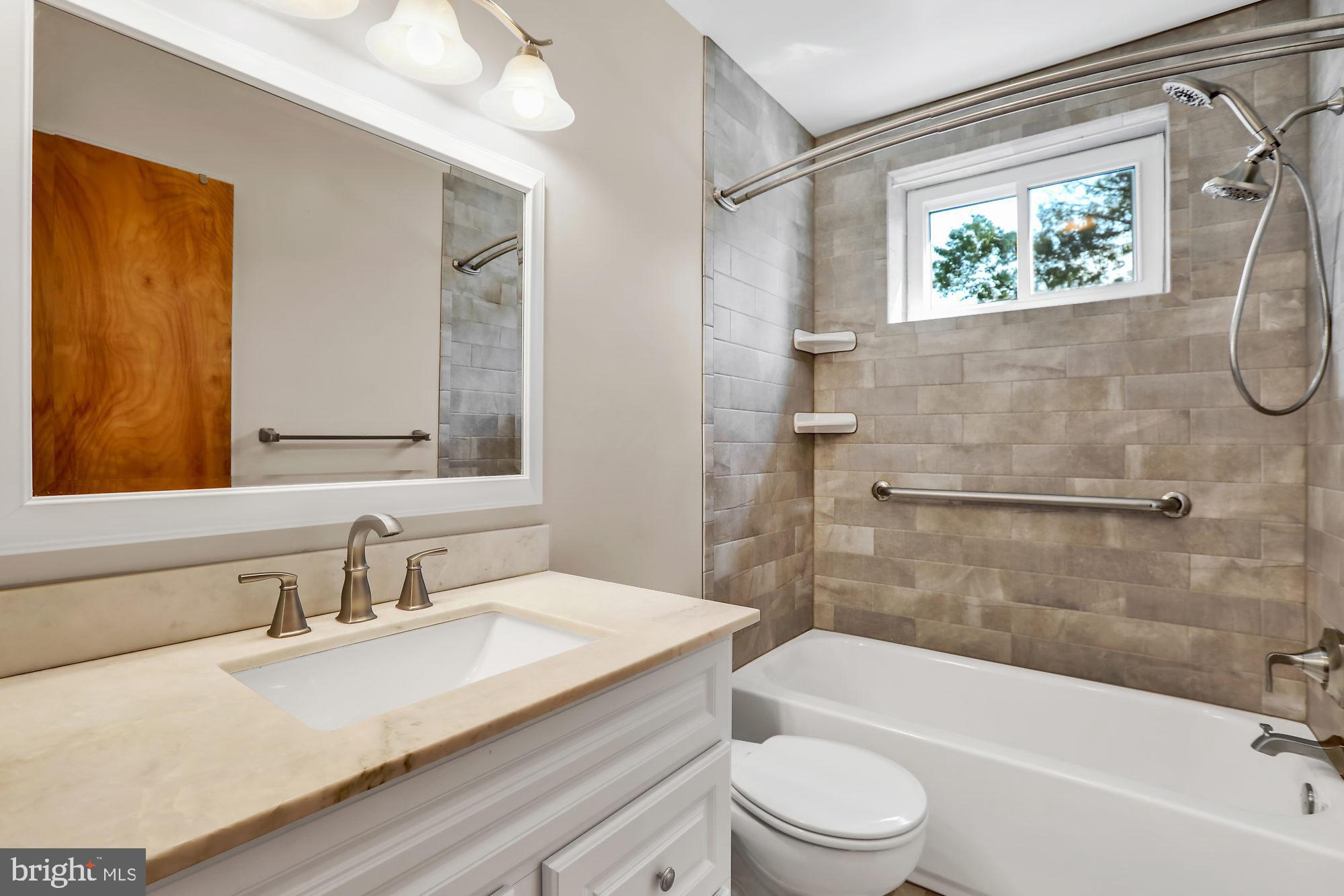 1761 Sorrel Road Warrington, PA 18976 - Photo 14 of 26 Updated Hall Full Bath