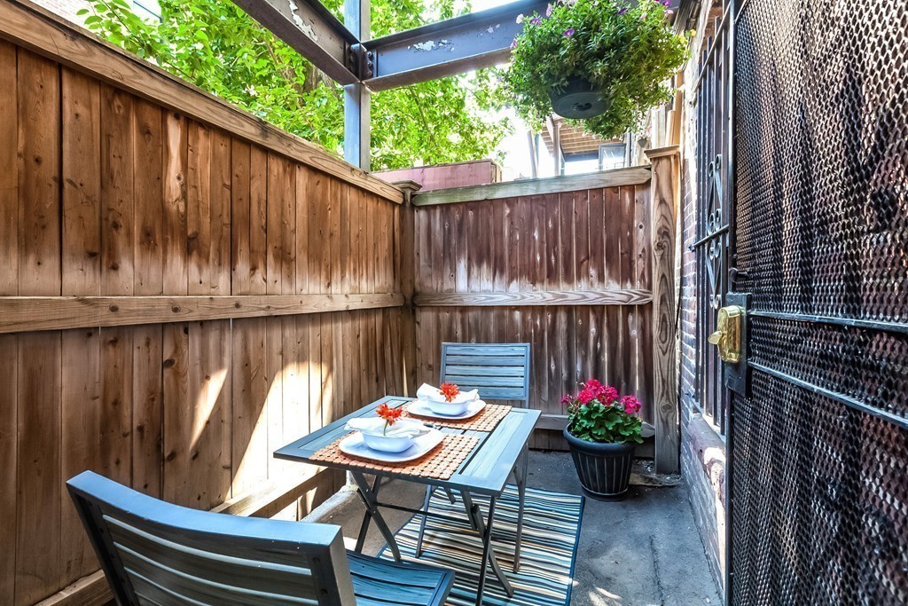 16 Symphony Road, Unit 1 Boston, MA 02115 - Photo 2 of 29 Gallery Image 2