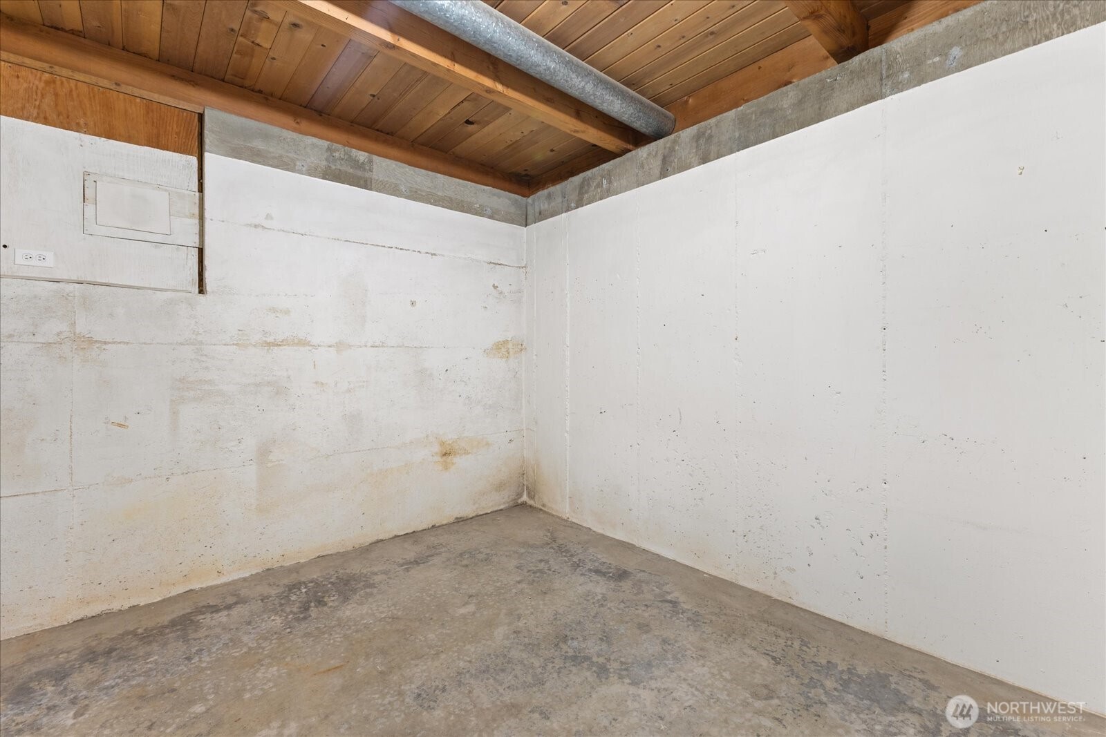 34515 25th Avenue Southwest Federal Way, WA 98023 - Photo 21 of 31 a view of small space