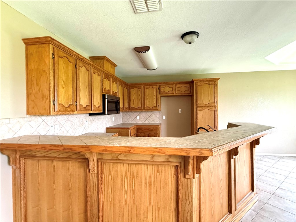 308 Scott Street Alice, TX 78332 - Photo 8 of 25