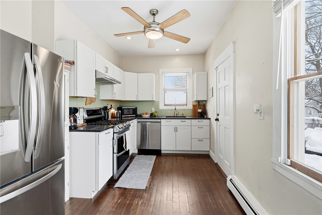 63 Taft Street Cranston, RI 02905 - Photo 13 of 38