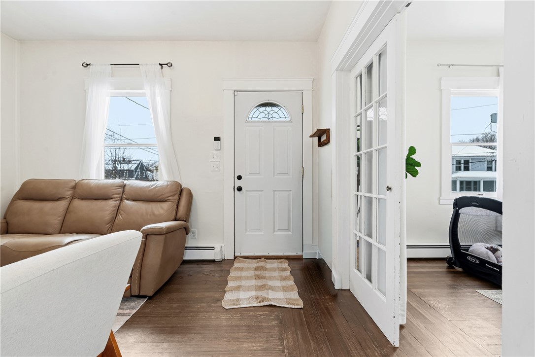 63 Taft Street Cranston, RI 02905 - Photo 3 of 38