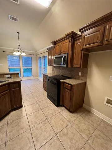 $1,950 | 513 Fox Cove, Haughton, LA 71037