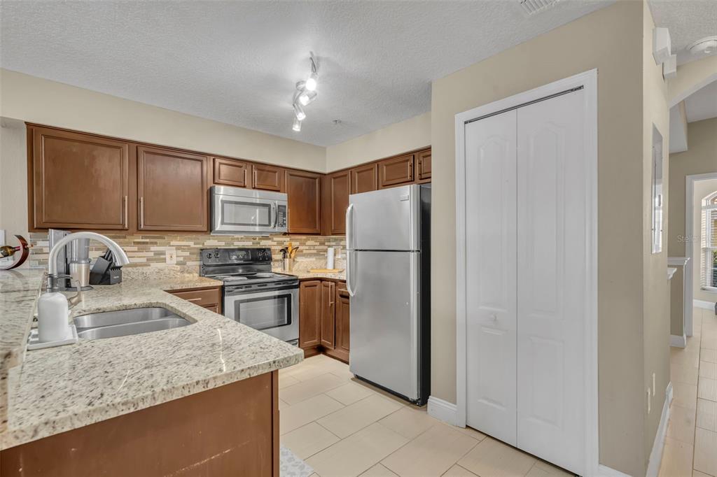 676 Sandy Neck Lane, Unit 102 Altamonte Springs, FL 32714 - Photo 7 of 26