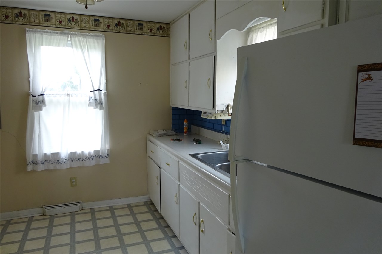 2103 Wolfs Point Drive Rochester, IN 46975 - Photo 7 of 15