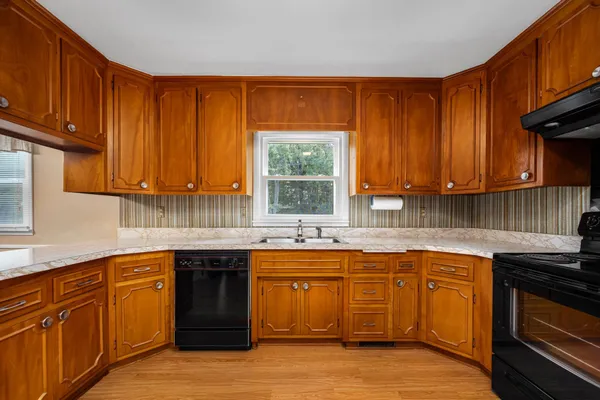 $399,900 | 307 Golf Club Lane, Tullahoma, TN 37388