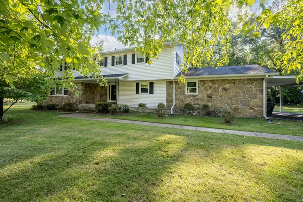 $399,900 | 307 Golf Club Lane, Tullahoma, TN 37388