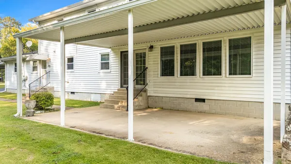 $399,900 | 307 Golf Club Lane, Tullahoma, TN 37388