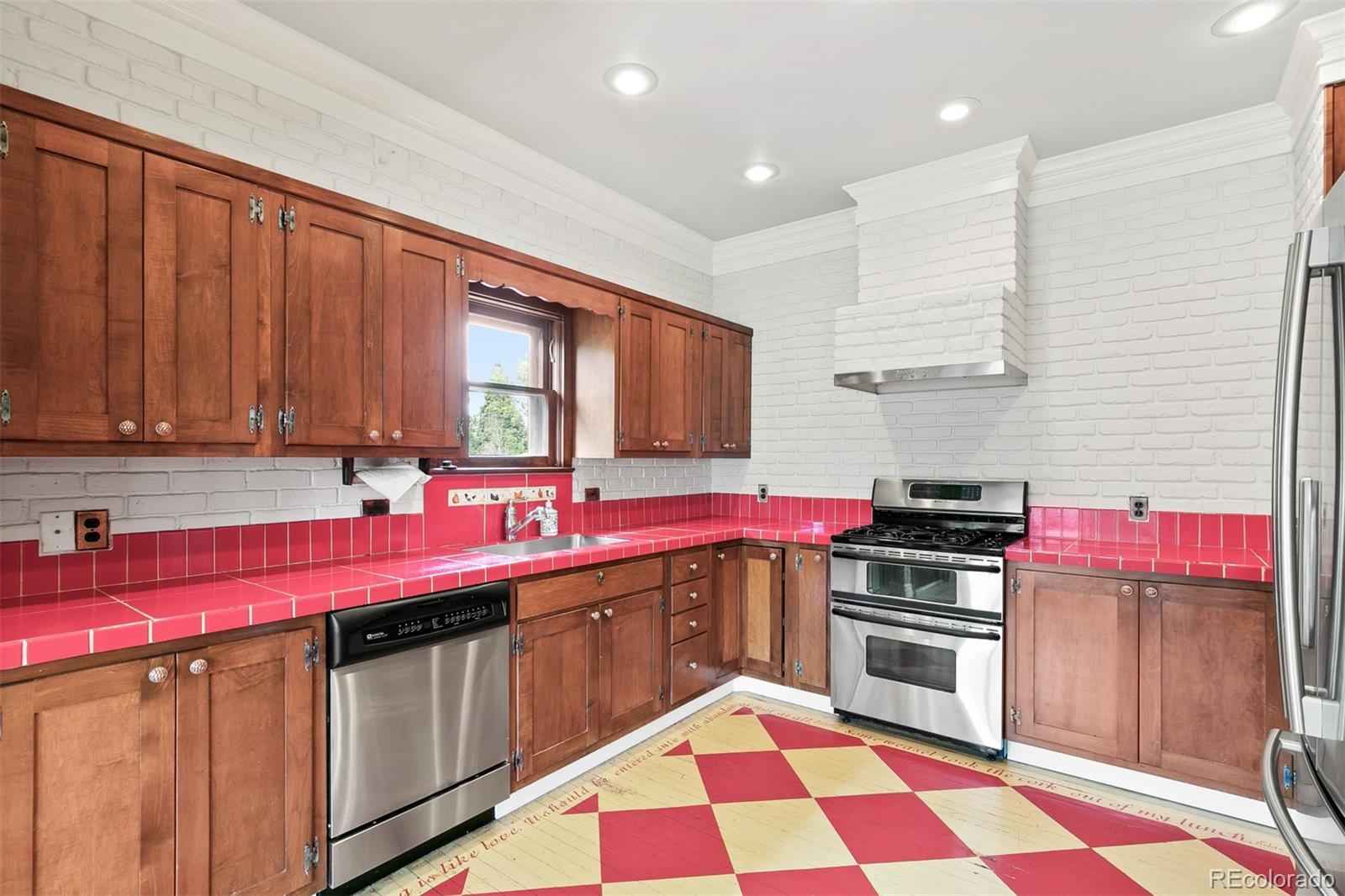 3305 Moore Street Wheat Ridge, CO 80033 - Photo 12 of 35 Gallery Image 12