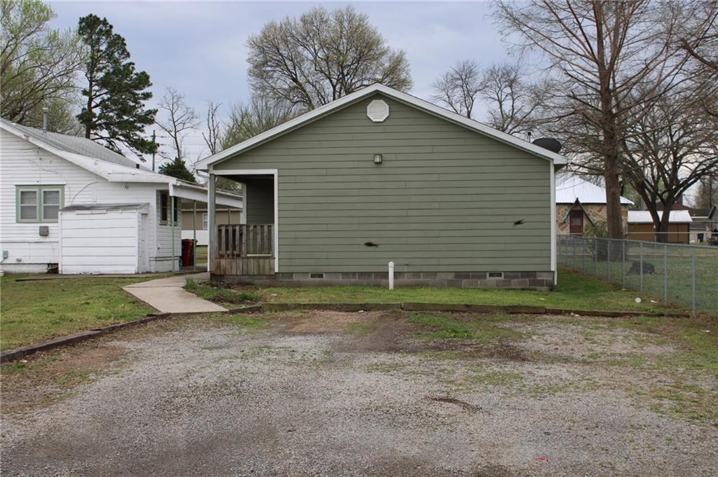 405 East Jackson Street Pittsburg, KS 66762 - Photo 19 of 21