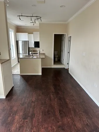$1,400 | 321 West 24th Street, Unit 3R, Chicago, IL 60616
