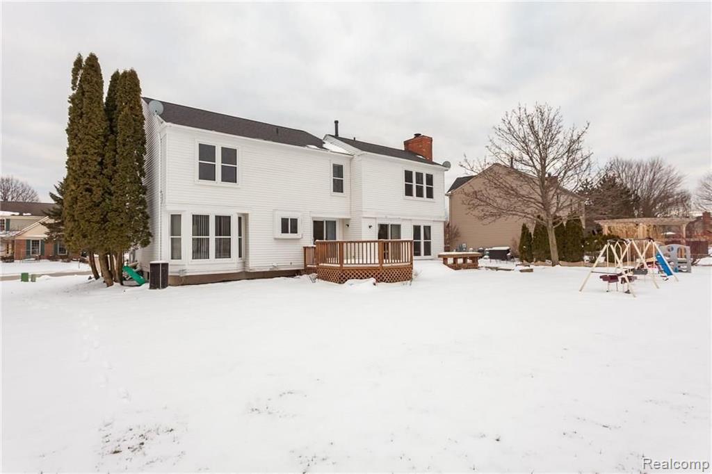 2360 Millbrook Court Rochester Hills, MI 48306 - Photo 21 of 25