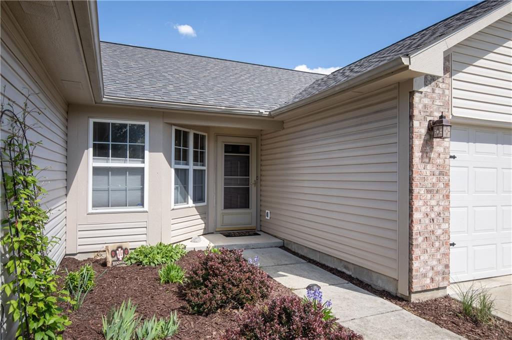 5327 Manning Road Indianapolis, IN 46228 - Photo 3 of 30 Gallery Image 3