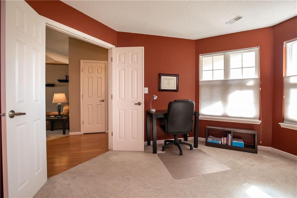 5327 Manning Road Indianapolis, IN 46228 - Photo 5 of 30 Gallery Image 5