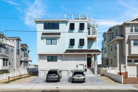 $6,599,000 | 7701 Pleasure, Sea Isle City, NJ 08243