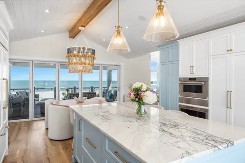 $6,599,000 | 7701 Pleasure, Sea Isle City, NJ 08243