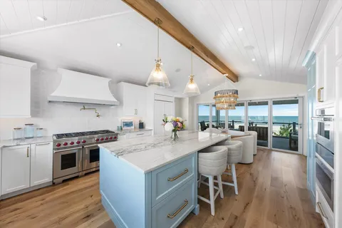 $6,599,000 | 7701 Pleasure, Sea Isle City, NJ 08243