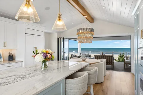 $6,599,000 | 7701 Pleasure, Sea Isle City, NJ 08243