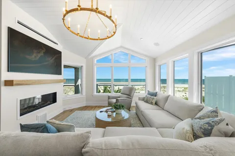 $6,599,000 | 7701 Pleasure, Sea Isle City, NJ 08243