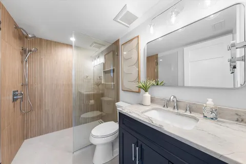 $6,599,000 | 7701 Pleasure, Sea Isle City, NJ 08243