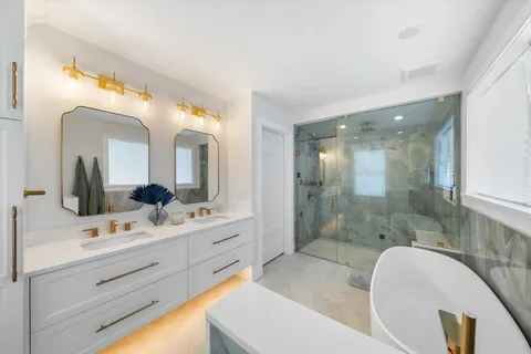 $6,599,000 | 7701 Pleasure, Sea Isle City, NJ 08243