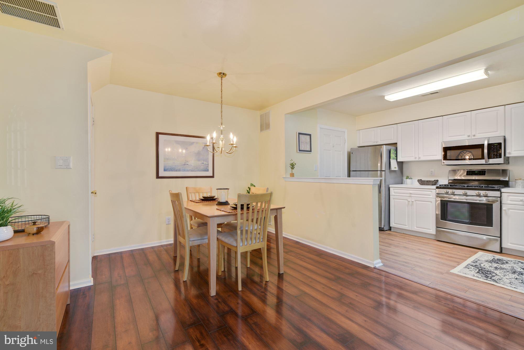 1402 Stokes Road Mount Laurel, NJ 08054 - Photo 9 of 25 Dining Room