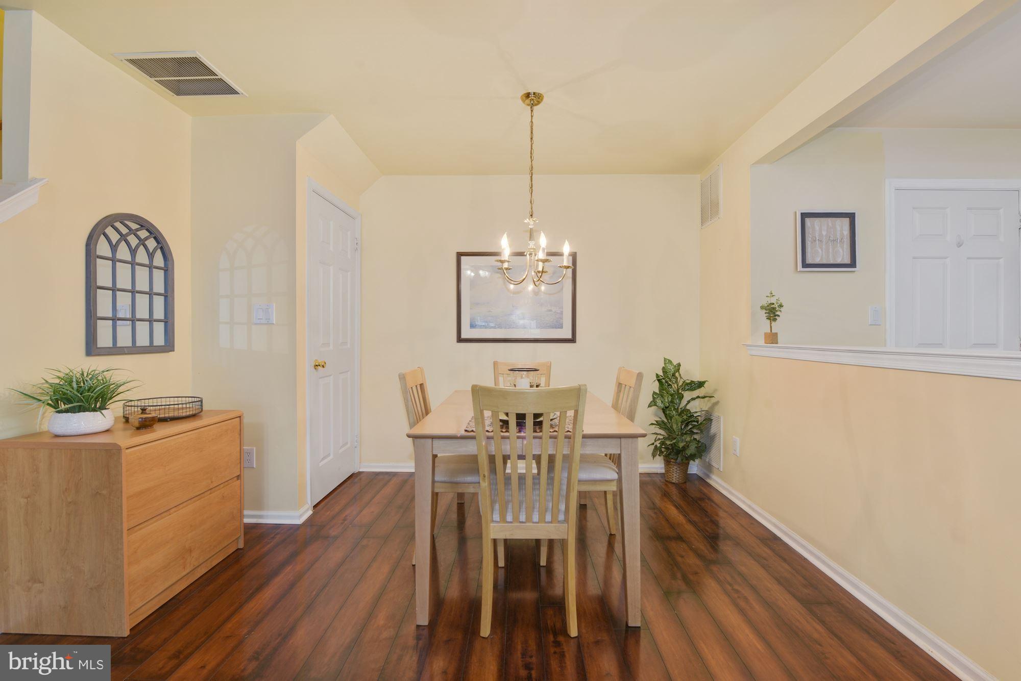 1402 Stokes Road Mount Laurel, NJ 08054 - Photo 10 of 25 Dining Room