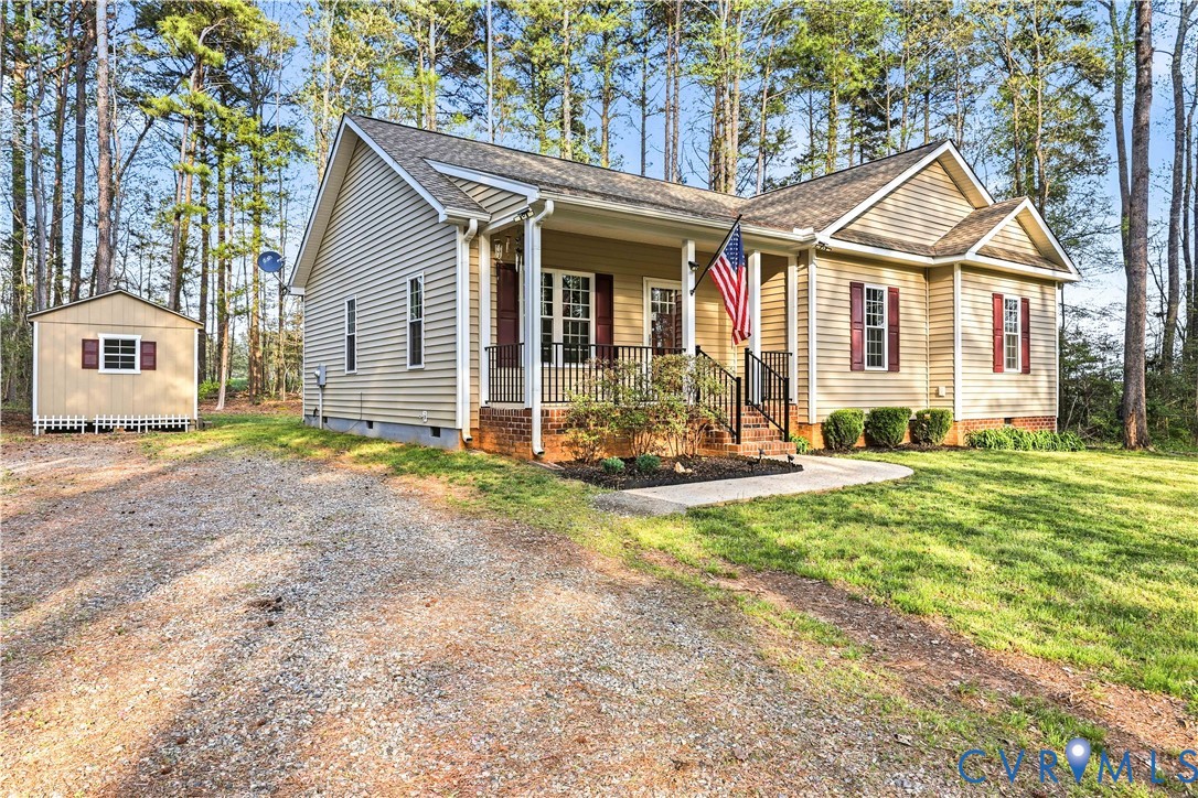 7501 Military Road Amelia Court House, VA 23002 - Photo 3 of 29 BIG storage building!