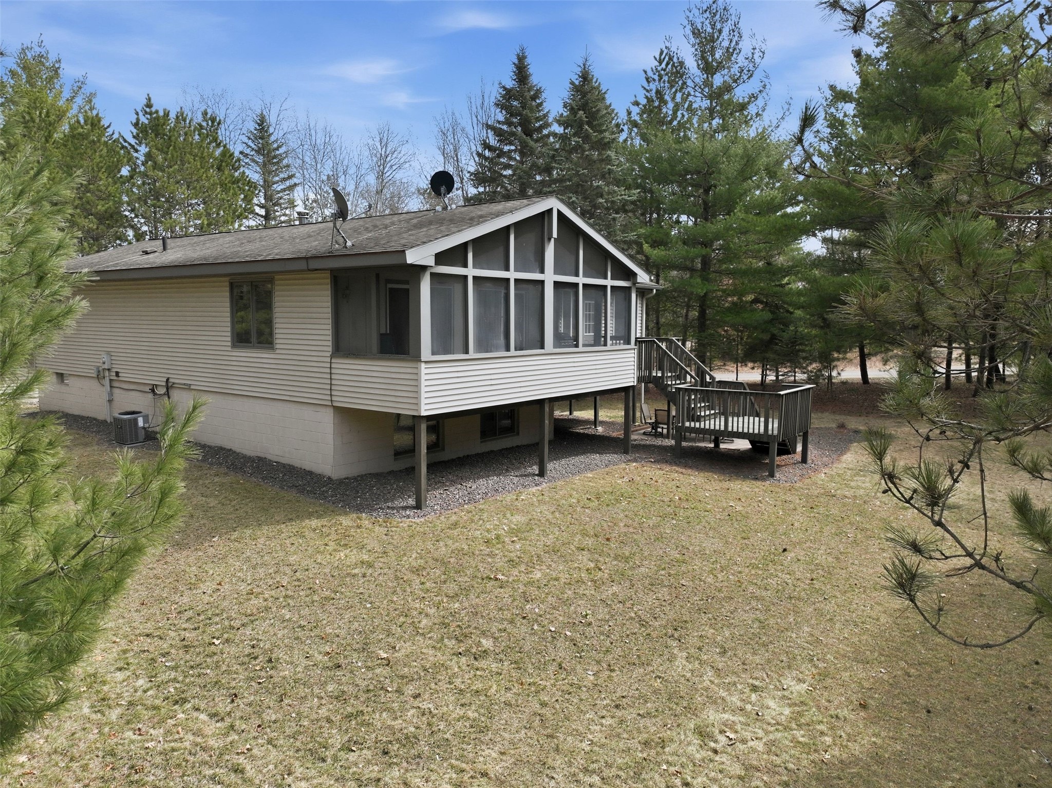 28941 Spring Green Way Danbury, WI 54830 - Photo 4 of 47