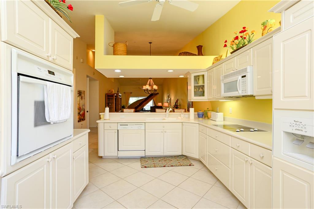 14550 Red Fox Run, Unit 402 Naples, FL 34110 - Photo 26 of 42