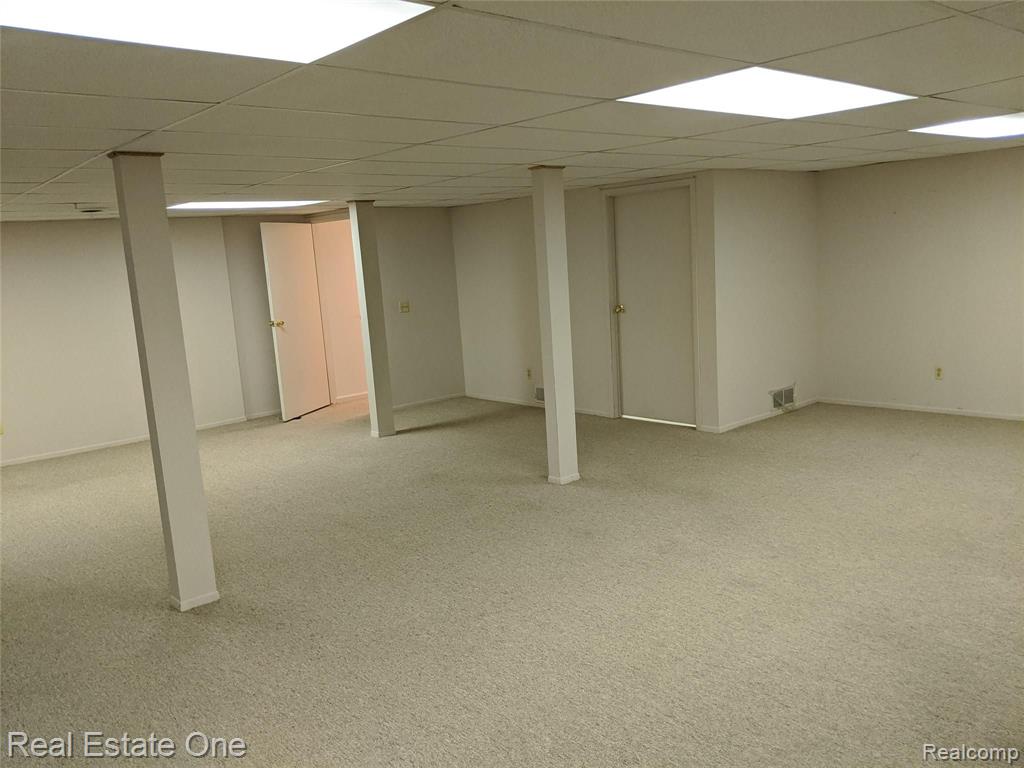 2203 London Bridge Drive Rochester Hills, MI 48307 - Photo 21 of 26