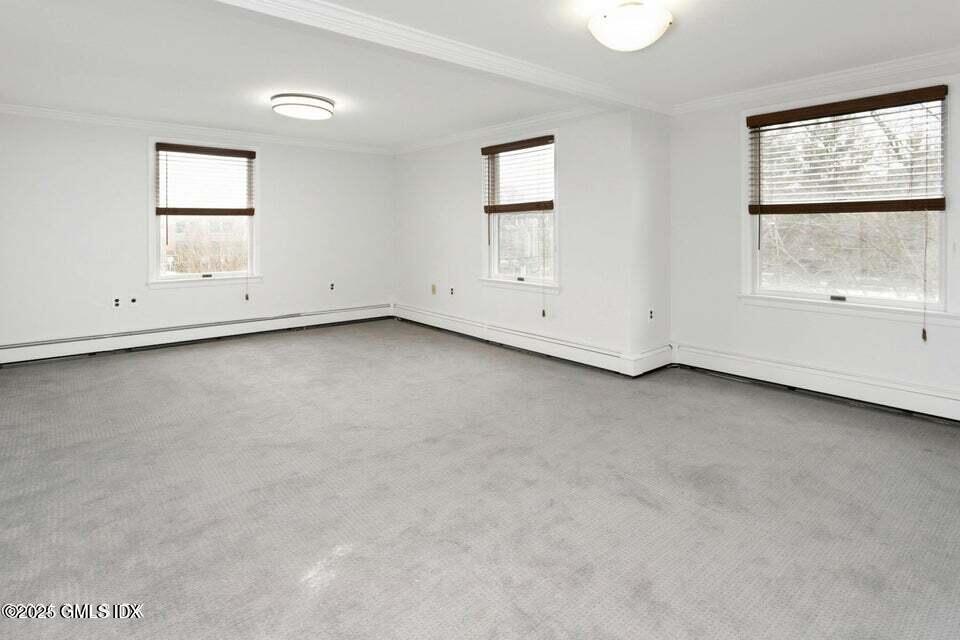 3 Old Field Point Road, Unit 4 Greenwich, CT 06830 - Photo 5 of 8 Living Room / Dining Room