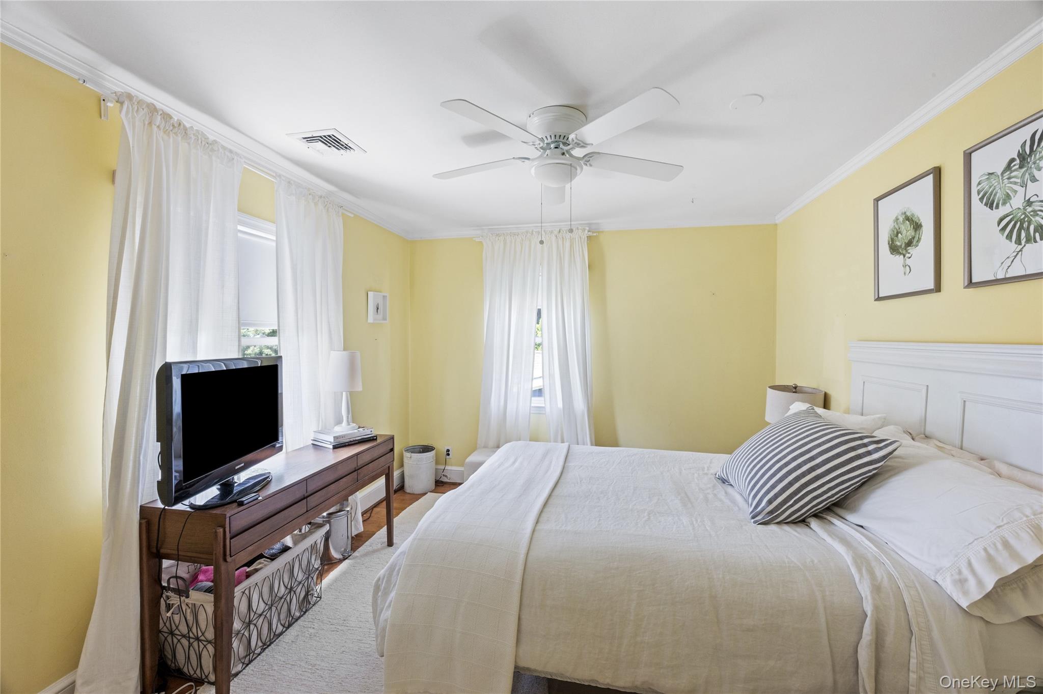 75 Bulson Road Rockville Centre, NY 11570 - Photo 18 of 41