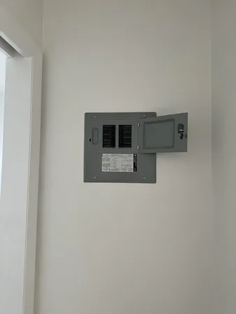a picture of a wall with a wall