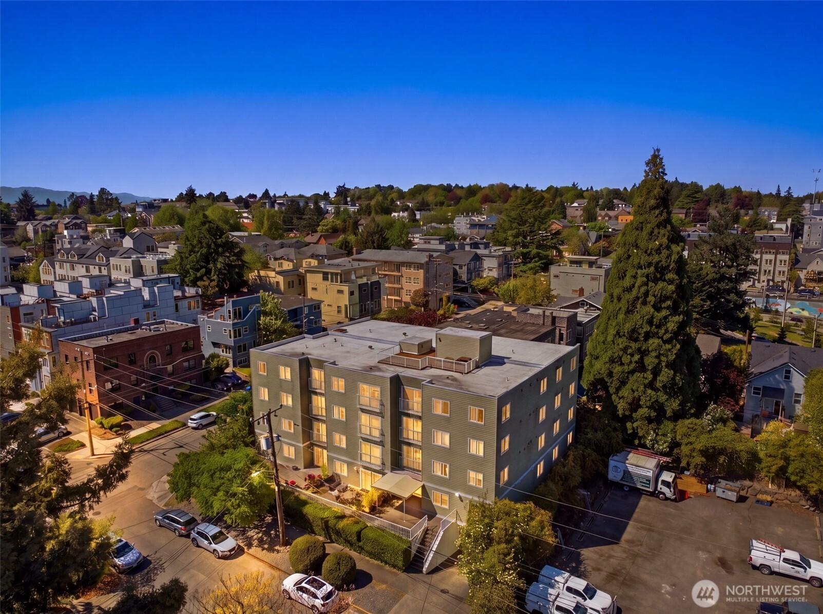 800 North Allen Place, Unit 401 Seattle, WA 98103 - Photo 1 of 32