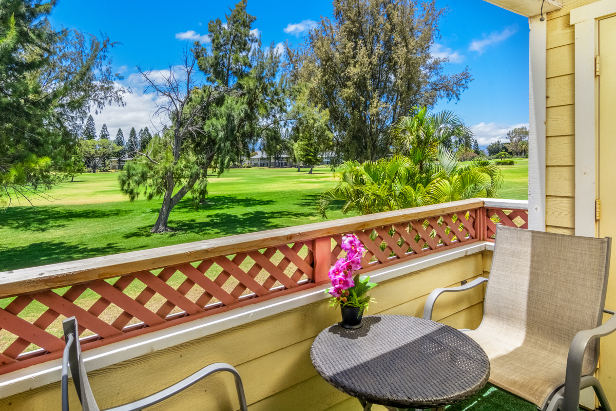 68-3831 Lua Kula Street, Unit G203 Waikoloa, HI 96738 - Photo 16 of 30 a view of a chairs and tables in the park