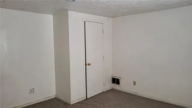 $64,900 | 414-416 Bessemer Avenue, Lyndora, PA 16045