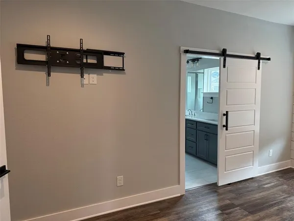 $1,975 | 502 Sonoma Court, Sherman, TX 75092