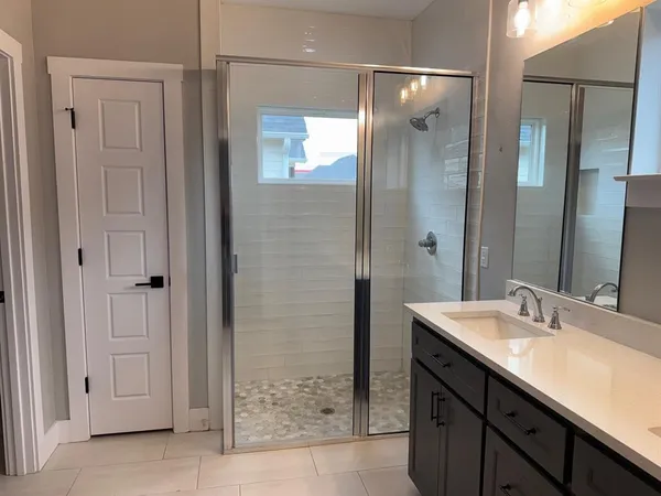 $1,975 | 502 Sonoma Court, Sherman, TX 75092