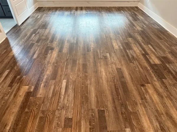 $1,975 | 502 Sonoma Court, Sherman, TX 75092