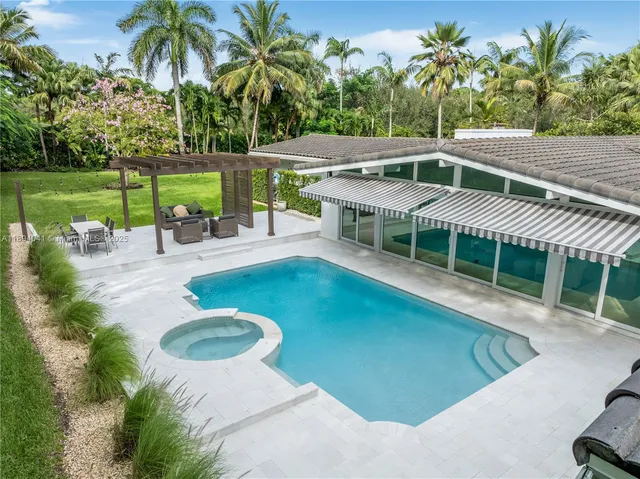 $3,890,000 | 12220 Pine Needle Lane, Pinecrest, FL 33156