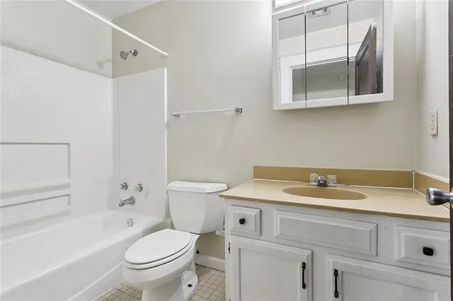 $3,200 | 2322 Nashville Avenue, New Orleans, LA 70115