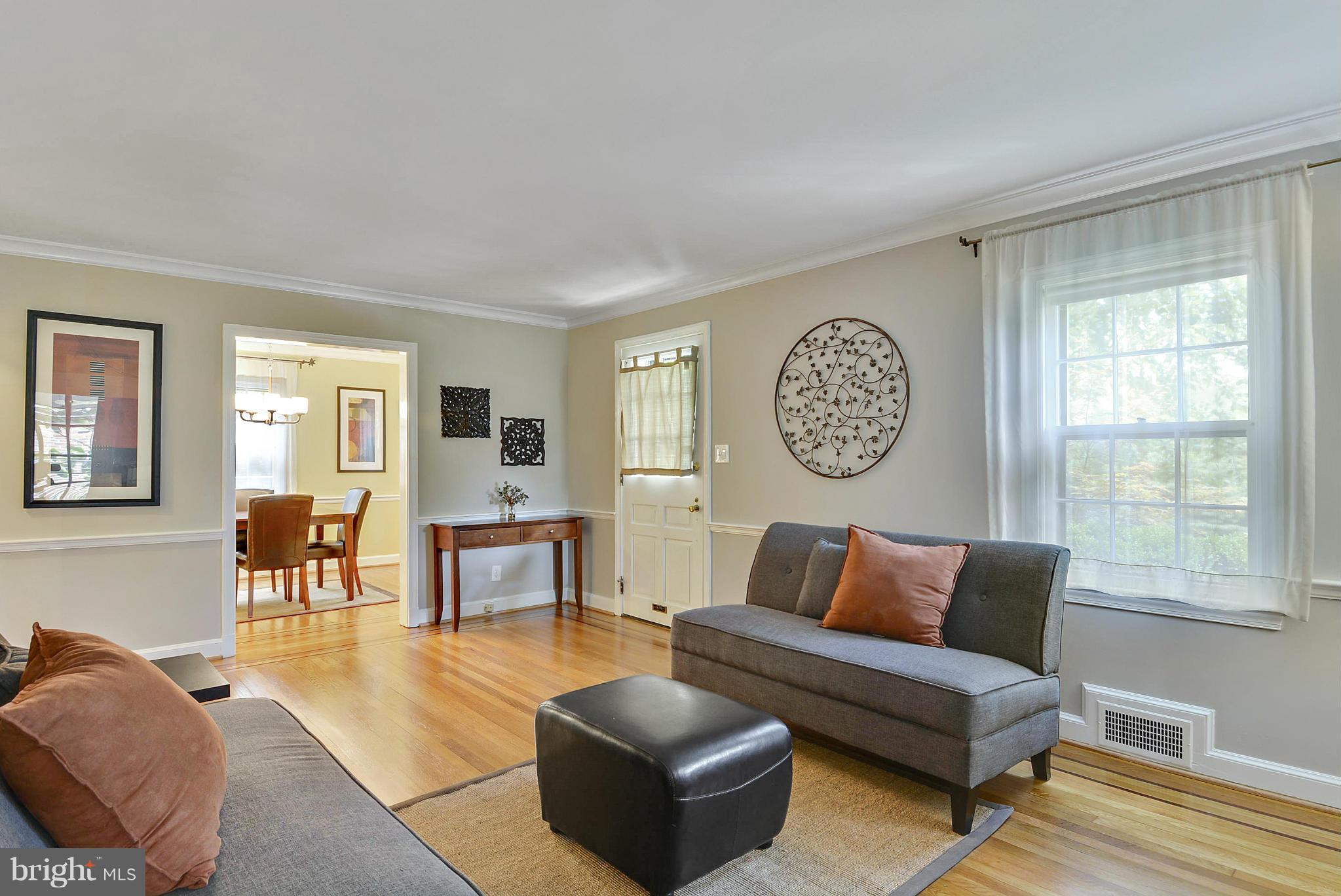 619 Greenbrier Drive Silver Spring, MD 20910 - Photo 3 of 30 a living room with furniture and a window