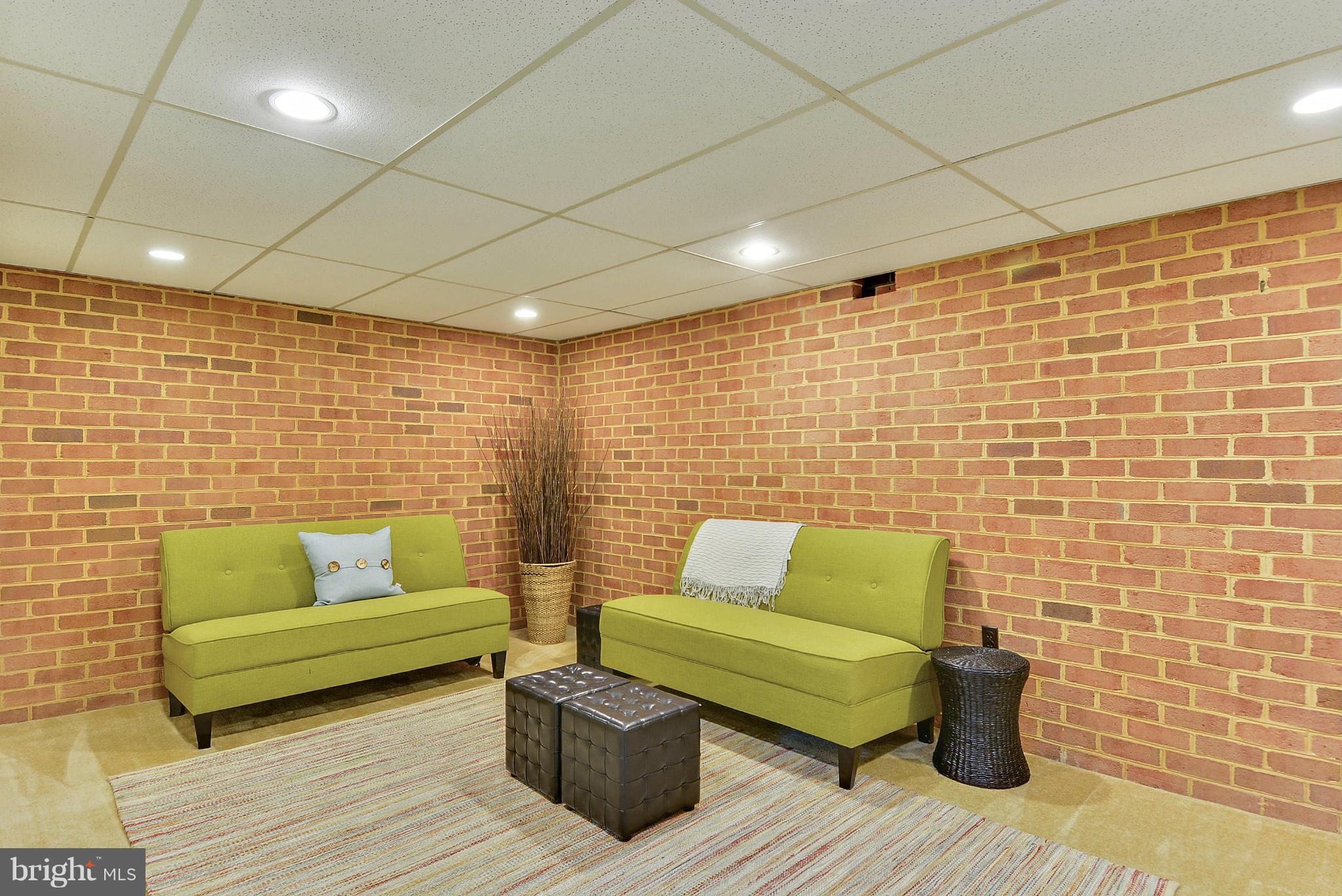 619 Greenbrier Drive Silver Spring, MD 20910 - Photo 24 of 30 a view of sitting area in balcony